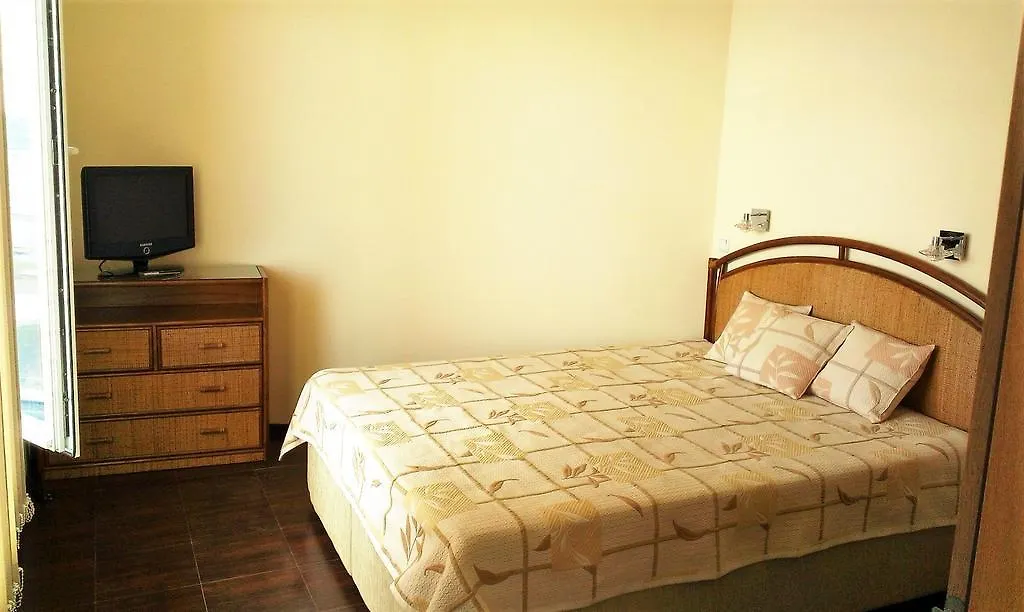 Andreevi Apartments In Villa Rouge Sozopol Bulgaria