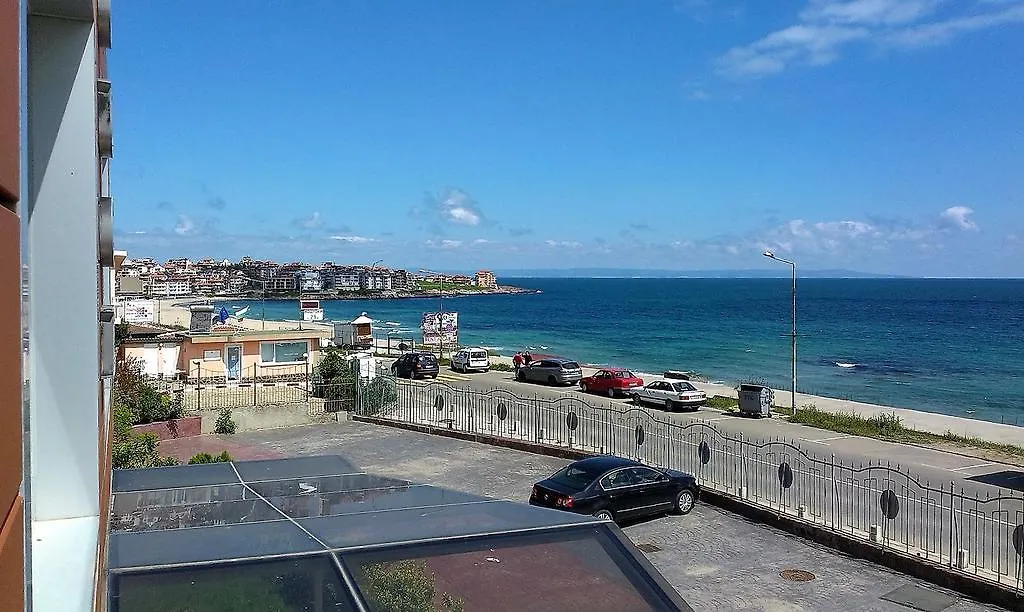 Andreevi Apartments In Villa Rouge Sozopol Bulgaria