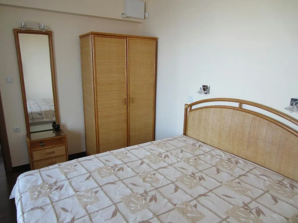 Andreevi Apartments In Villa Rouge Sozopol